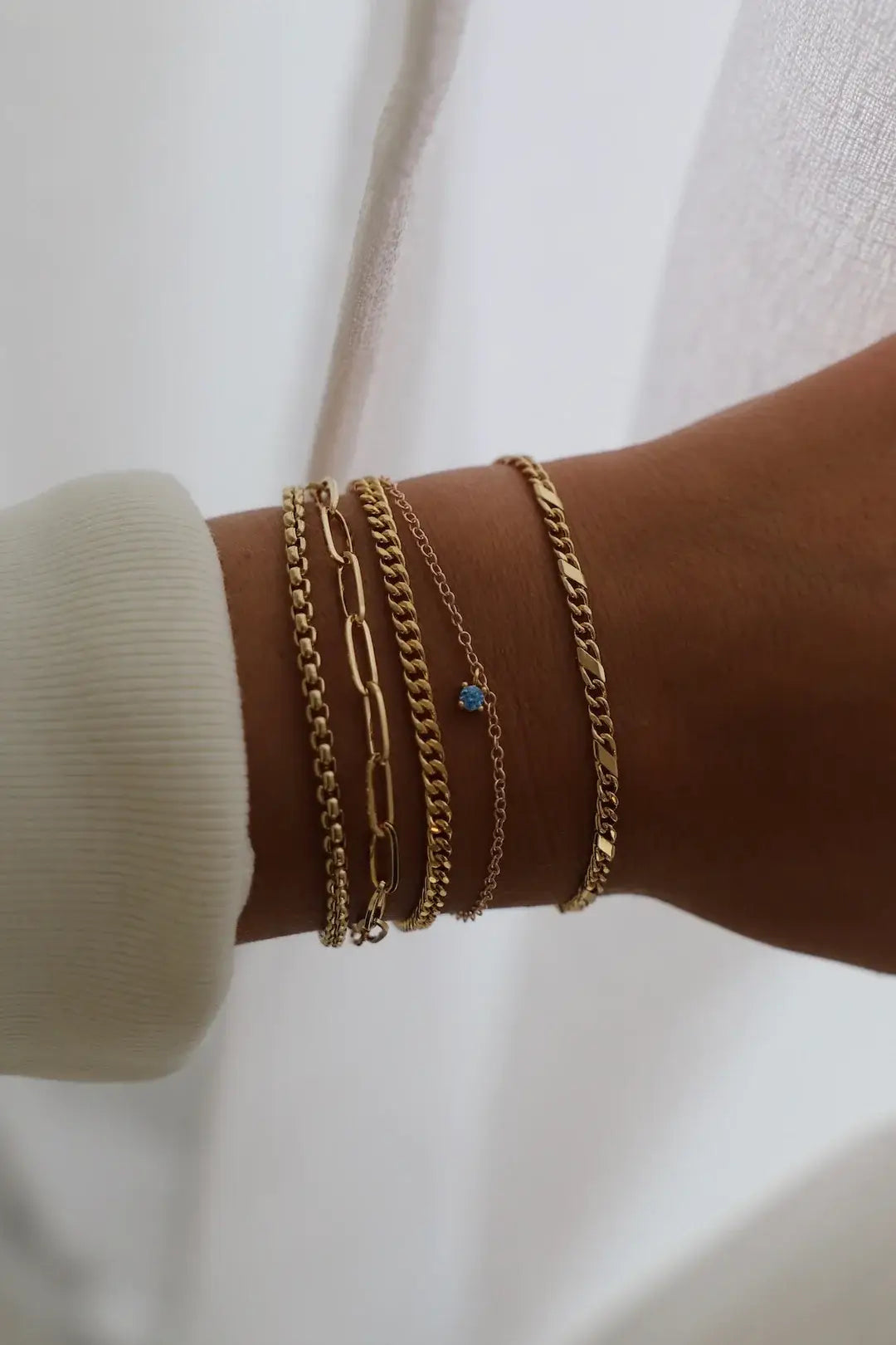 B1197 Gold Bracelet-Holland Round Box Chain