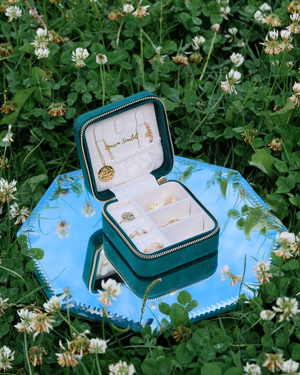 Corinne-Velvet Travel Jewelry Box