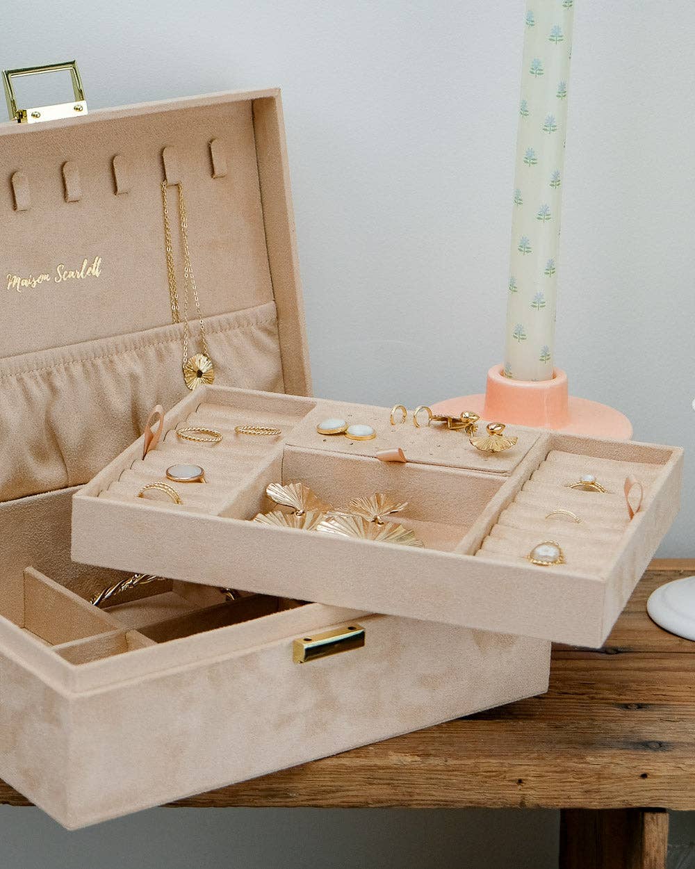 Louise-Velvet Jewelry Box