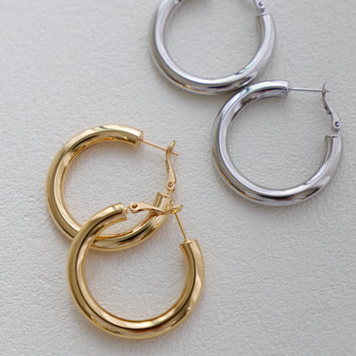 E1509G Gold Earrings-Large Agnes Thick Hoops