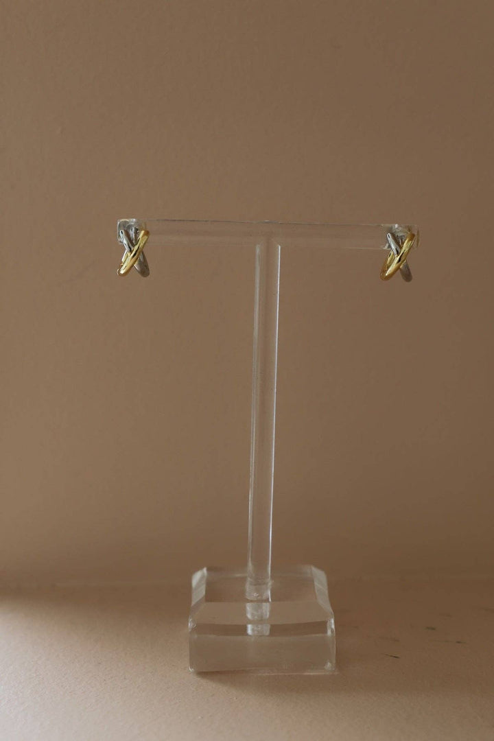 E1751 Earrings-Axel Huggies