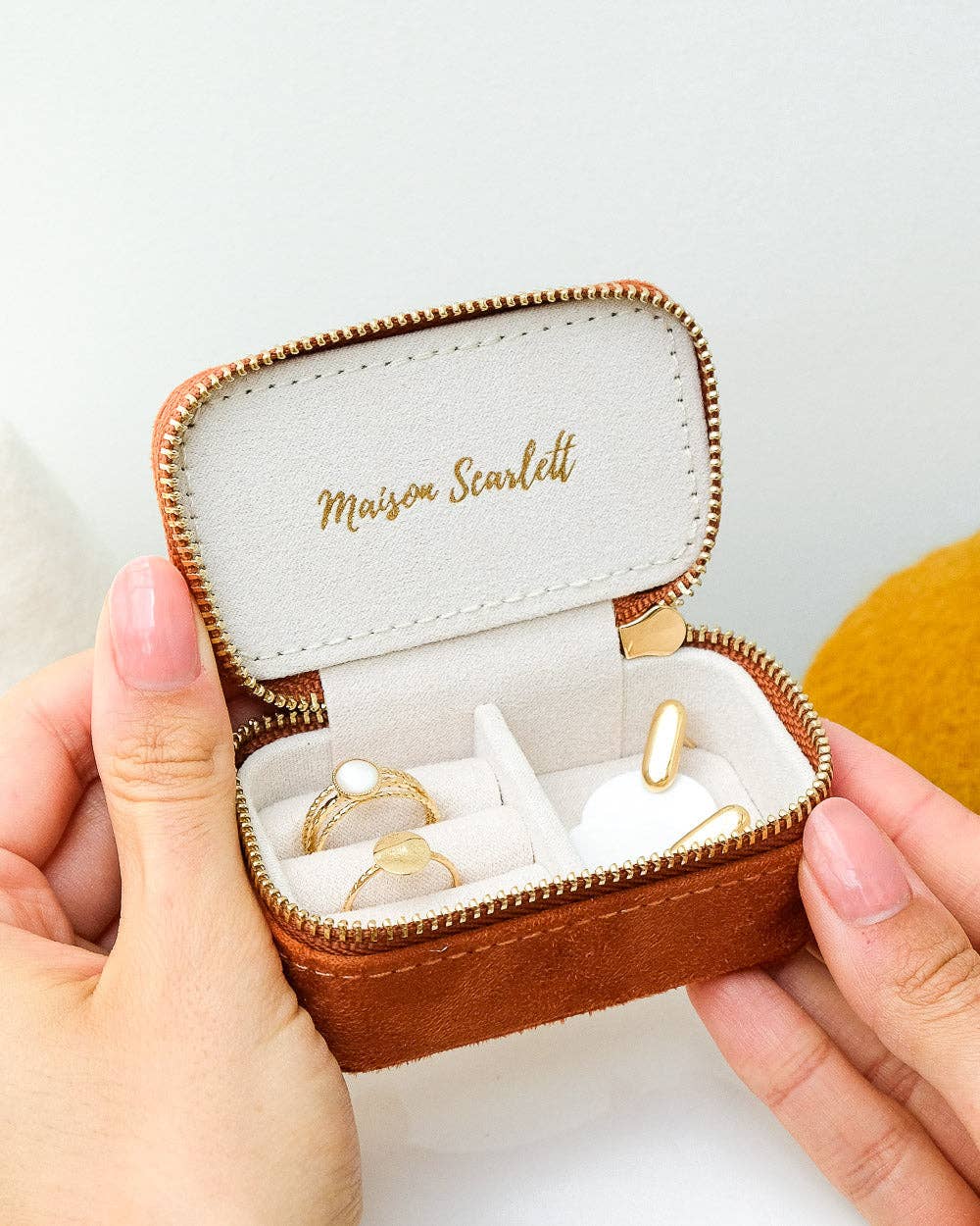 Marie-Velvet Mini Travel Jewelry Box