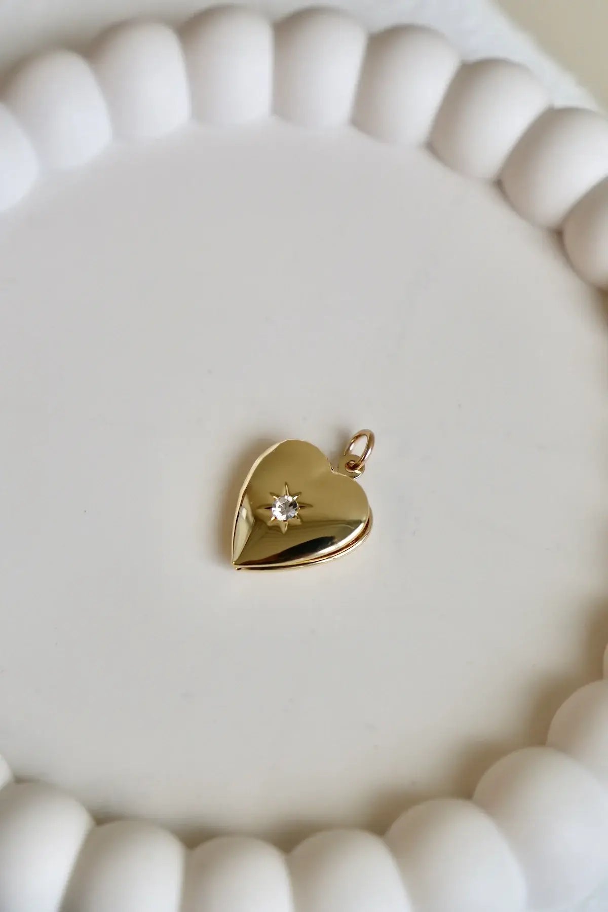 Charm-Heart Locket Gold