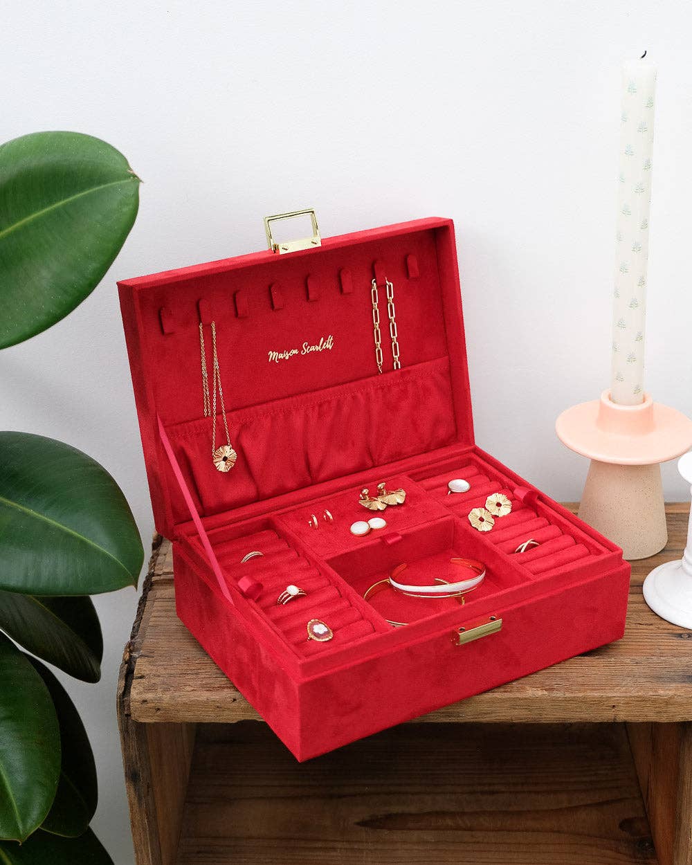 Louise-Velvet Jewelry Box