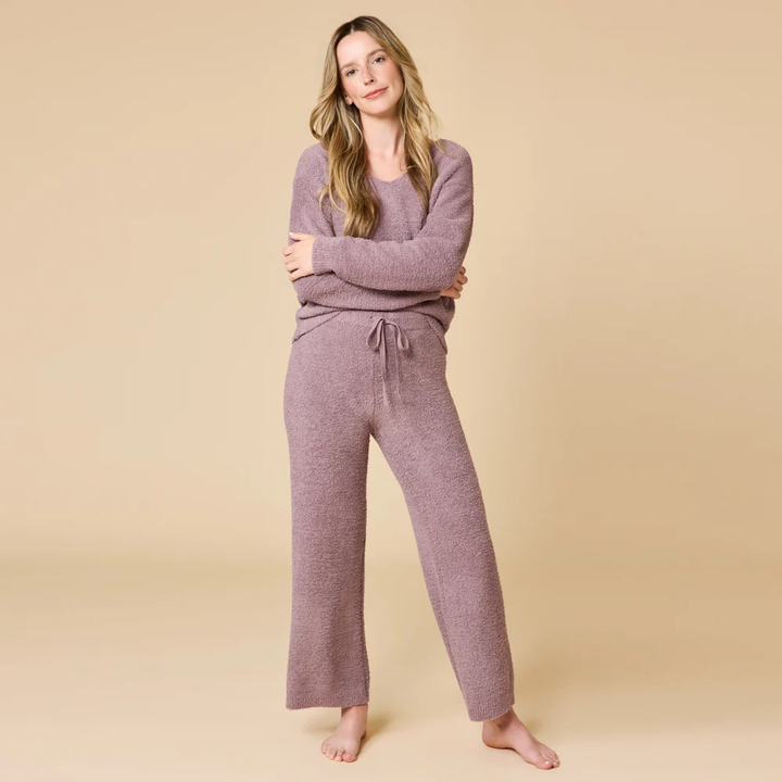 Women's Solid Marshmallow V-Neck Lounge Set
