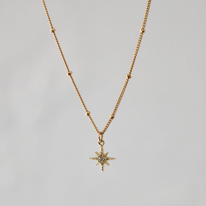 CN1198 Necklace-Starburst Choker