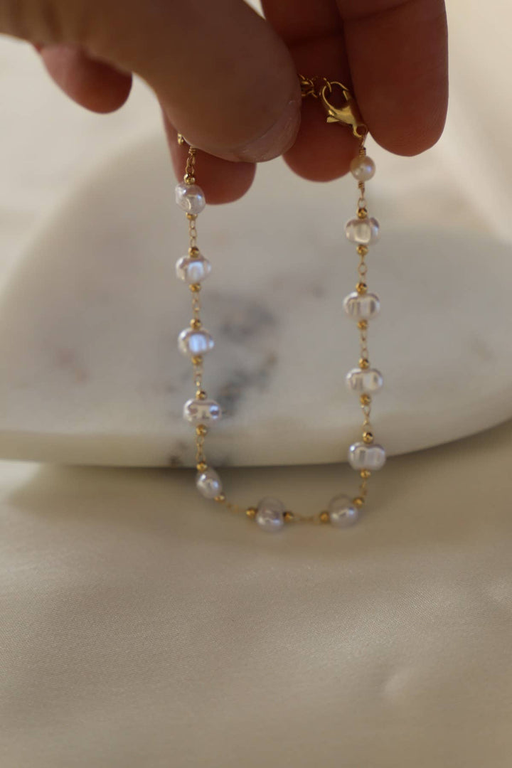 B1216 Gold Bracelet-Pearl Station Chain-24kt gold plate