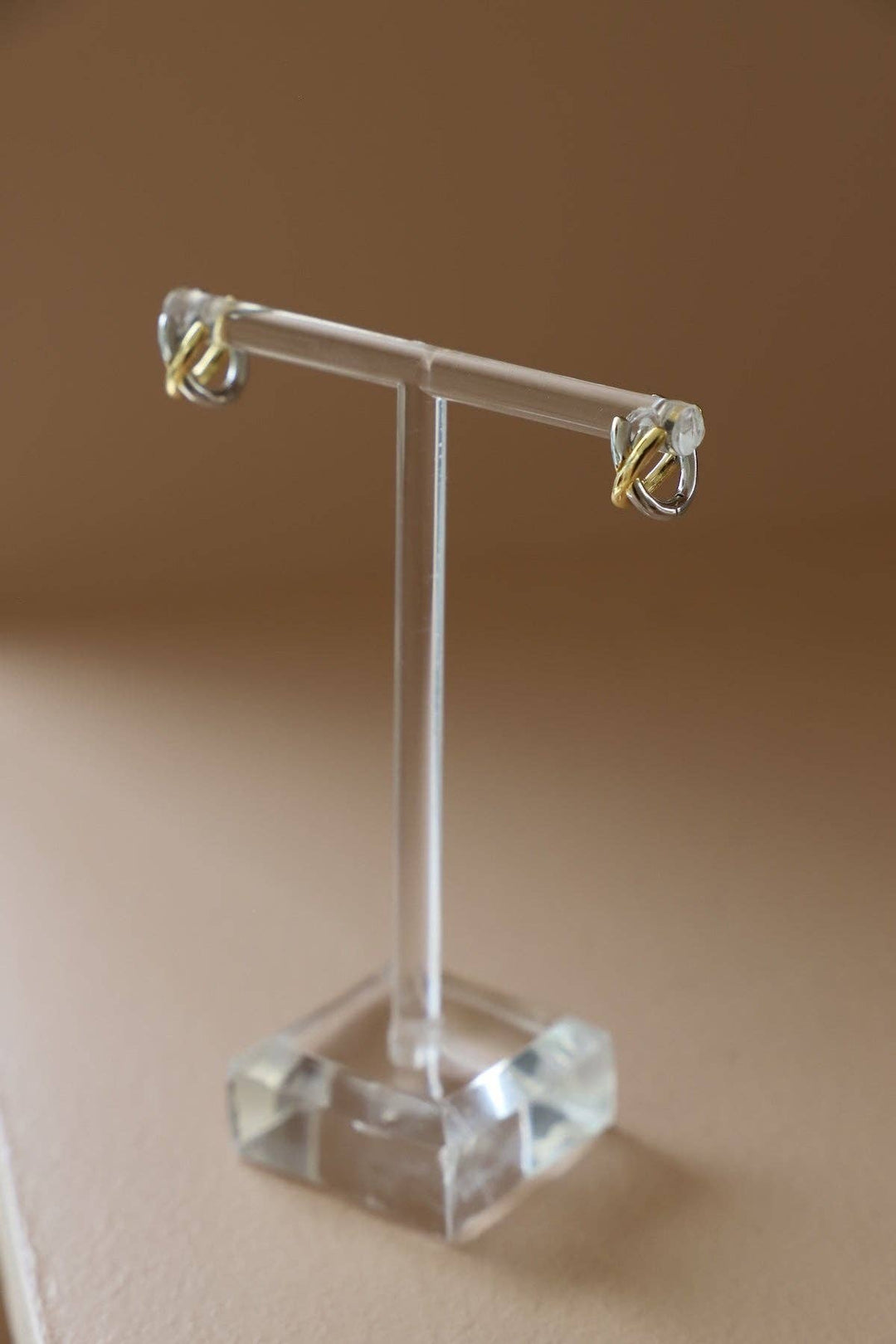 E1751 Earrings-Axel Huggies