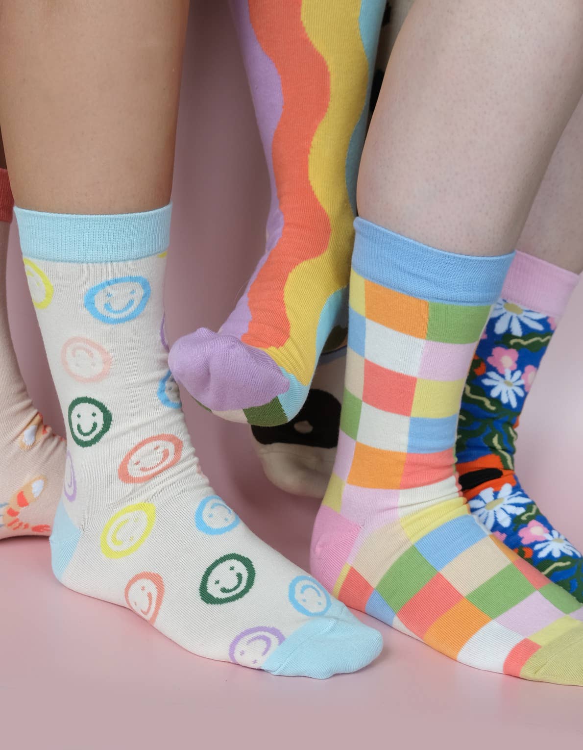 100% Cotton Women's Crew Socks-Smiley