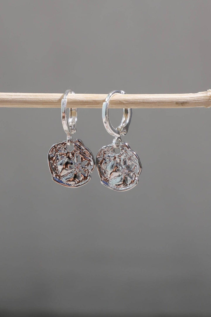 E1837S Earrings-Vega Huggies Silver