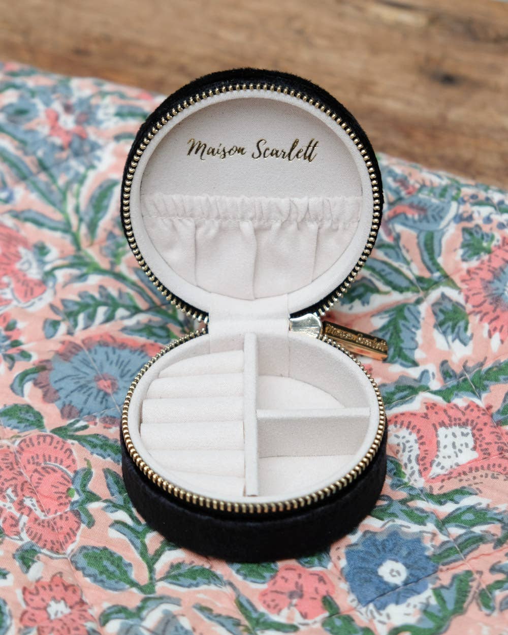Yvonne-Velvet Round Travel Jewelry Box