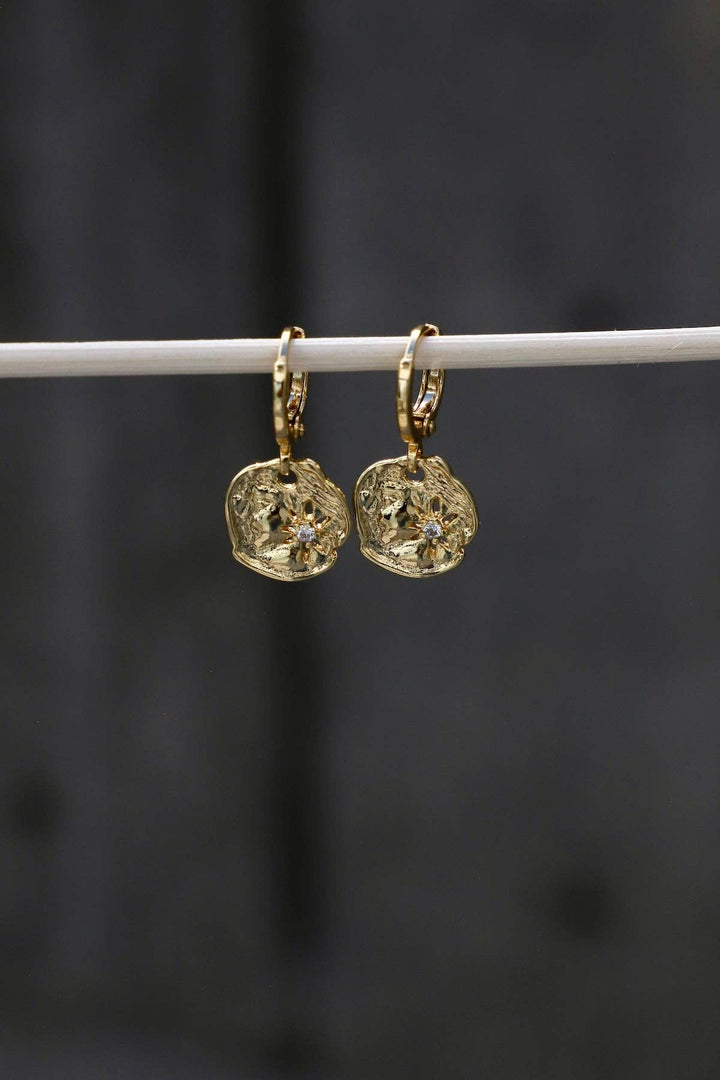 E1802 Earrings-Vega Huggies
