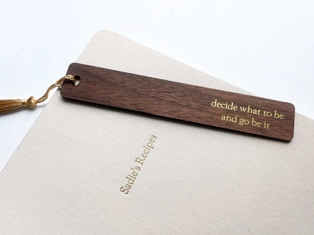 Custom Text Foil Embossed Wooden Bookmark: Gold / Evergreen