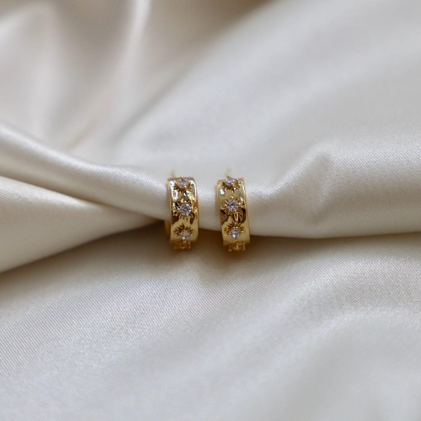 E1489G Gold Earrings-CZ Star Thick Hoops