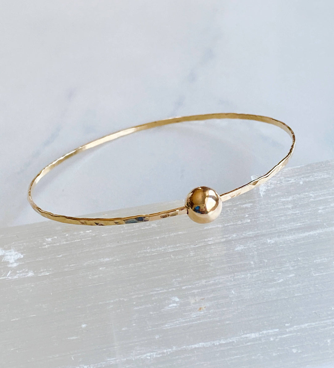 Bangle-Modern ball bangle