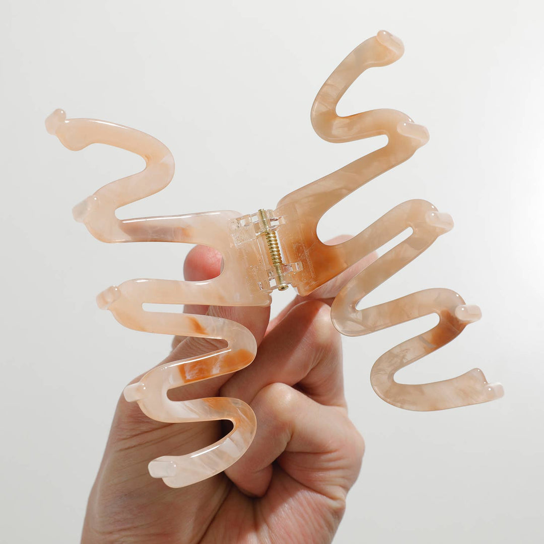 Willow Garden | Large Squiggle Claw Clip