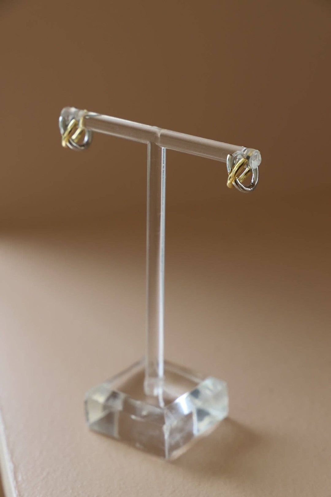 E1751 Earrings-Axel Huggies