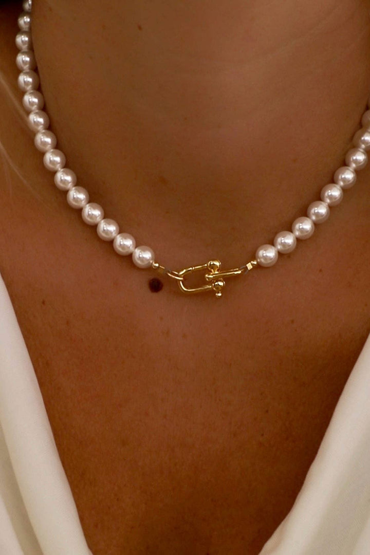 N1123GWH Gold Necklace-Nova Pearl White