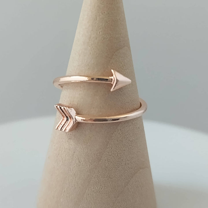 Arrow Ring: Silver