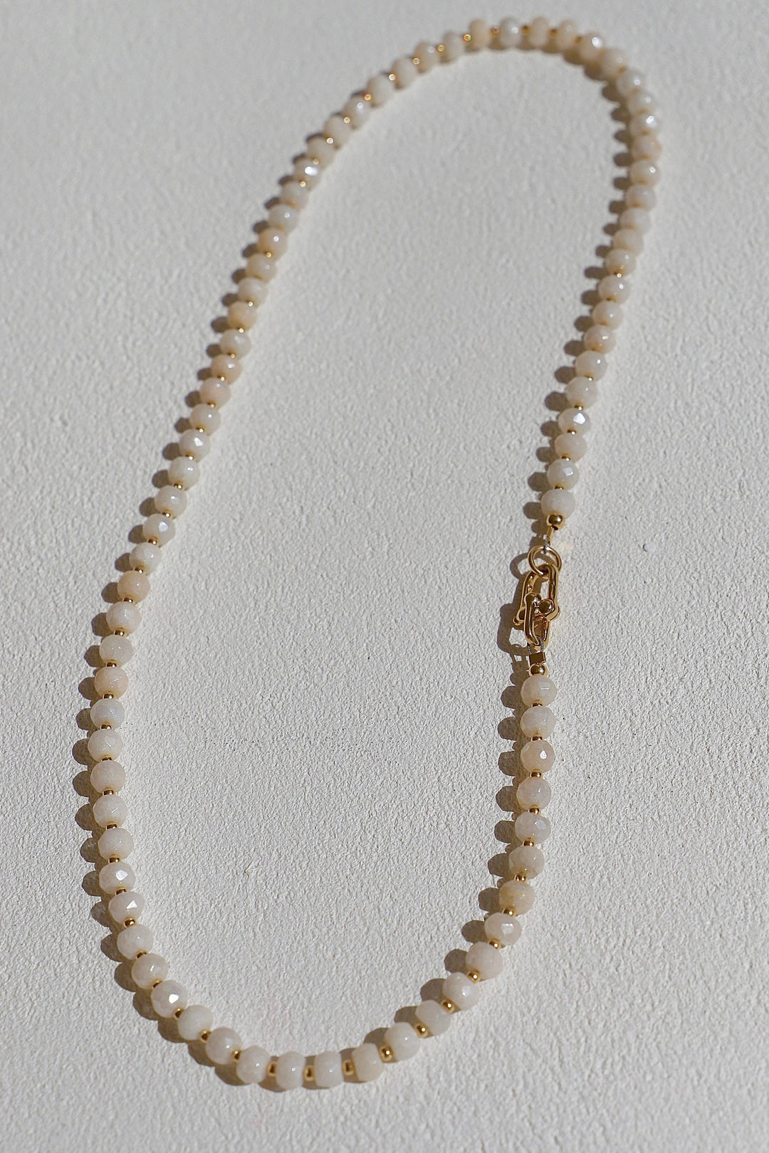 N1130GWH Necklace-White Silverite Beaded