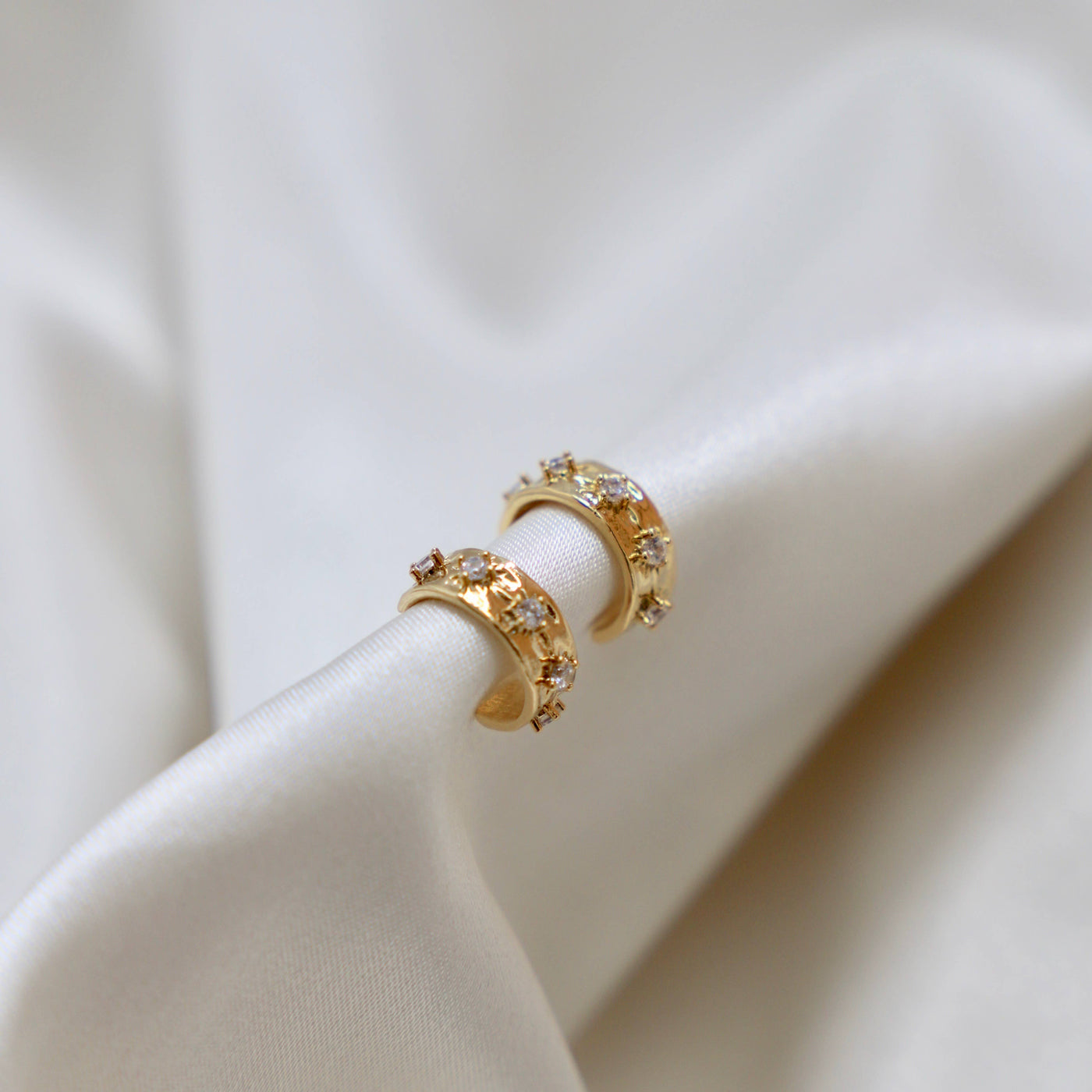 E1489G Gold Earrings-CZ Star Thick Hoops