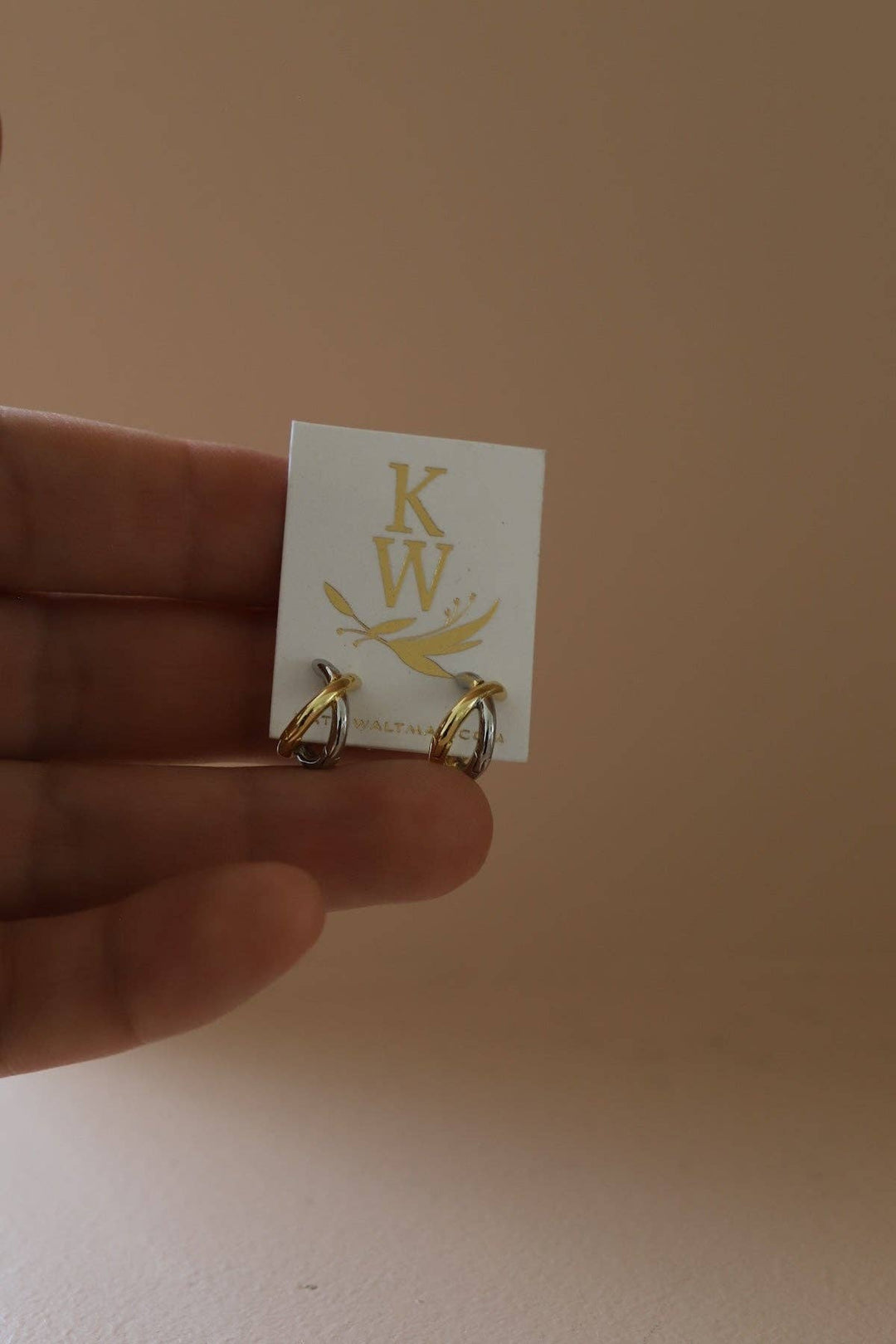 E1751 Earrings-Axel Huggies