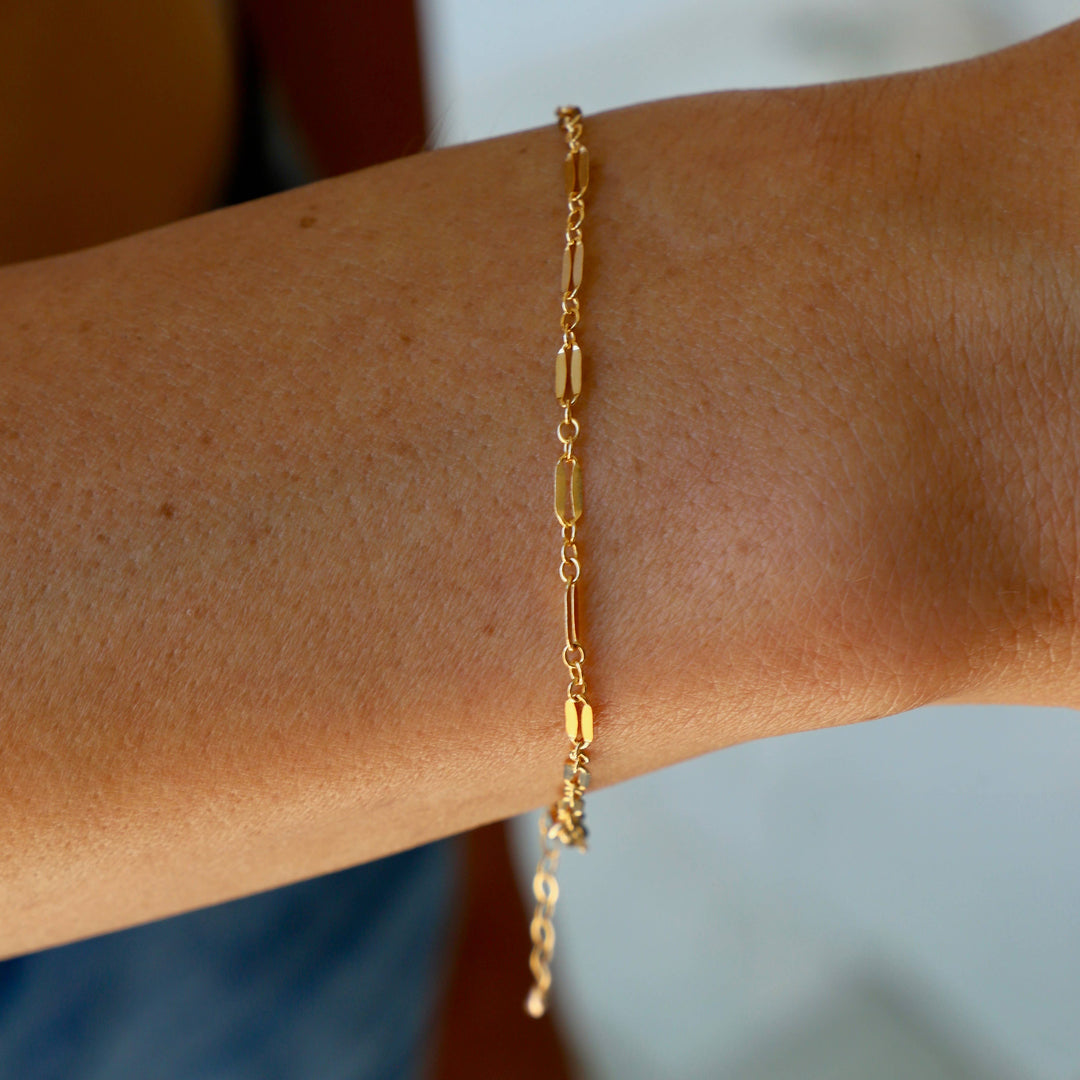 B1083 Gold Bracelet-Dapper Chain