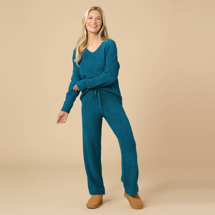 Women's Solid Marshmallow V-Neck Lounge Set