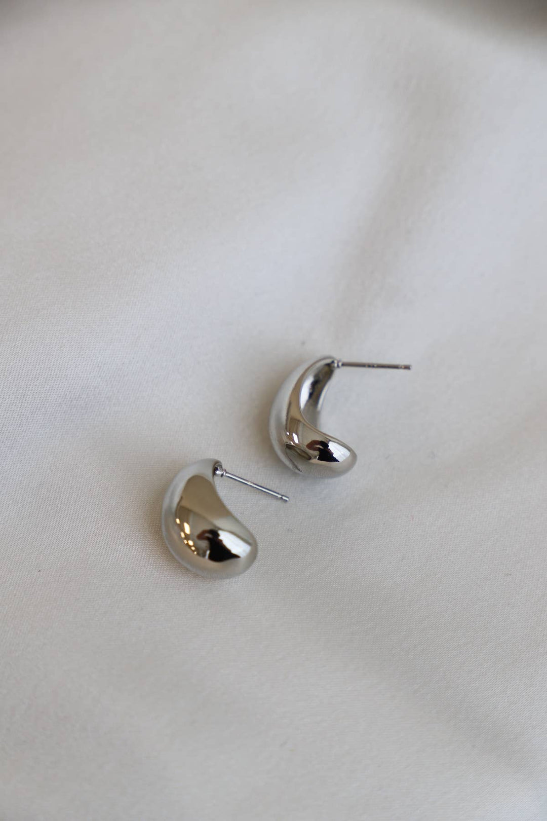 E1598S Silver Earrings-Bonnie Chunky Teardrop Studs