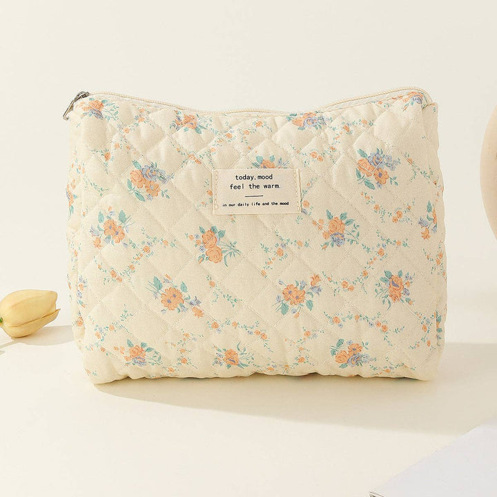 Midi Floral Print Quilted Cosmetic Bag DPB0118
