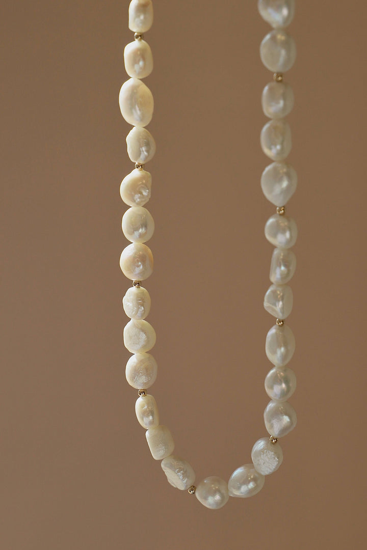 N1126 Necklace-Chunky Pearl