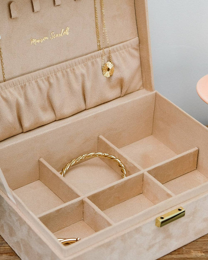 Louise-Velvet Jewelry Box