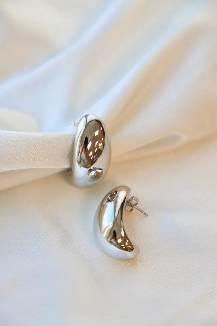 E1615S Silver Earrings-Suki Teardrop Studs