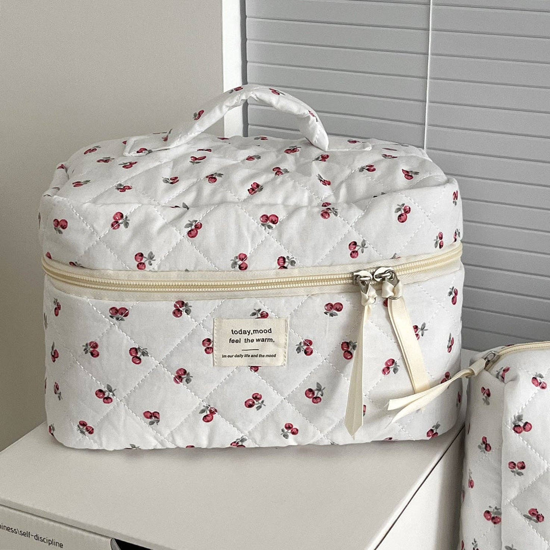 Sweet Cherry Print Make Up Bag DP25A554