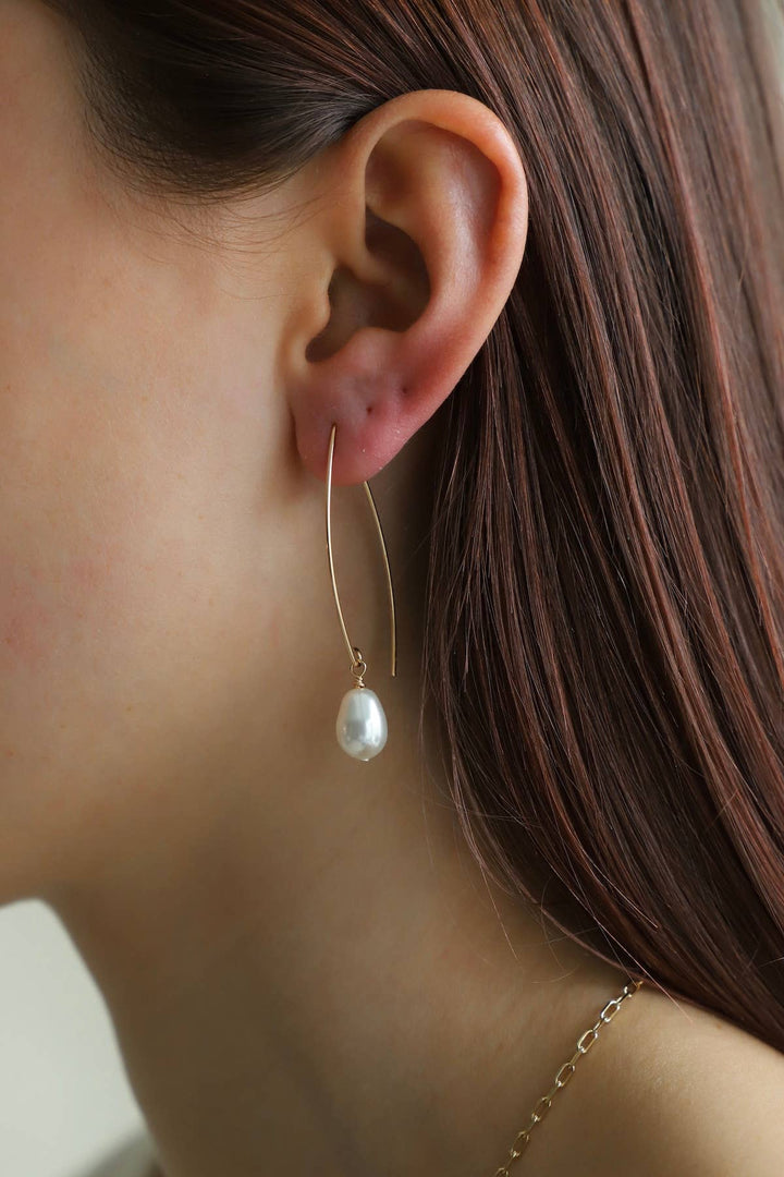 E1450G Gold Earrings-Freshwater Pearl Drop