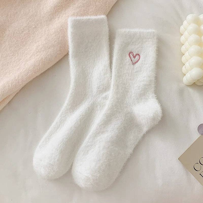 Cute Heart Embroidery Fuzzy Plush Socks DP25H516