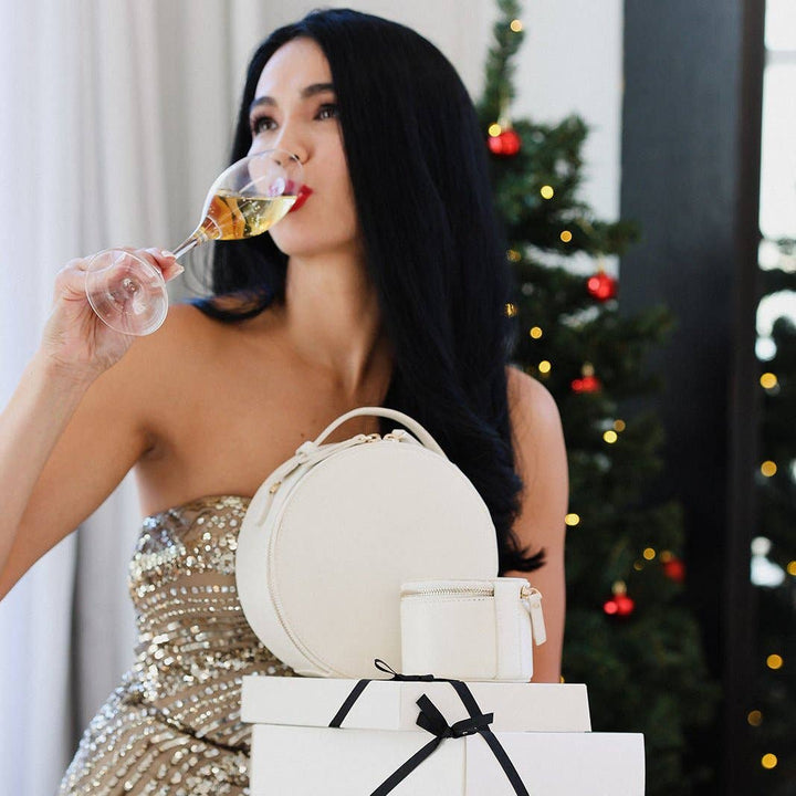 Nomad Round Travel Case-Ecru Cream