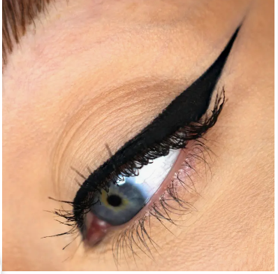 Liquid Eyeliner- Black Schwing DISCONTINUED