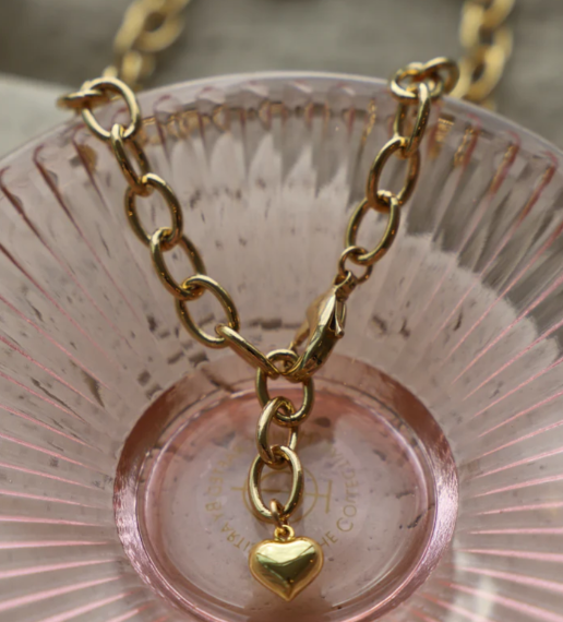 CN1583G Gold Necklace-Amor Link Chain