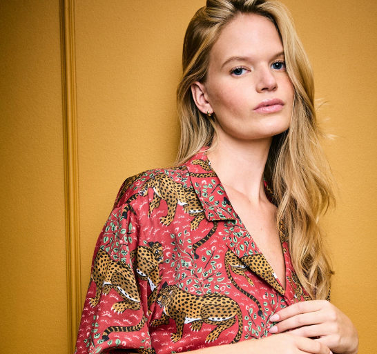 Bagheera Scarlett Satin