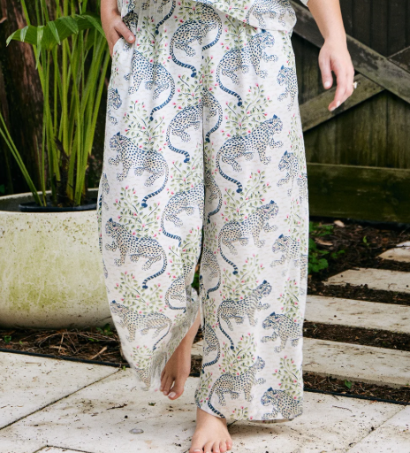 Bagheera Wedding Cake Satin