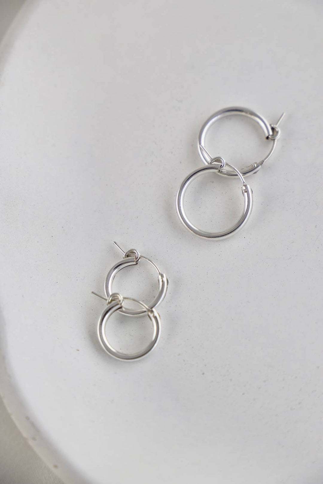 E1172S Earrings-The Silver Standard Hoops