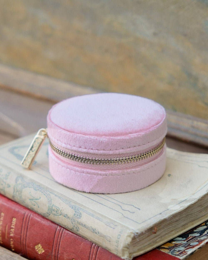 Yvonne-Velvet Round Travel Jewelry Box