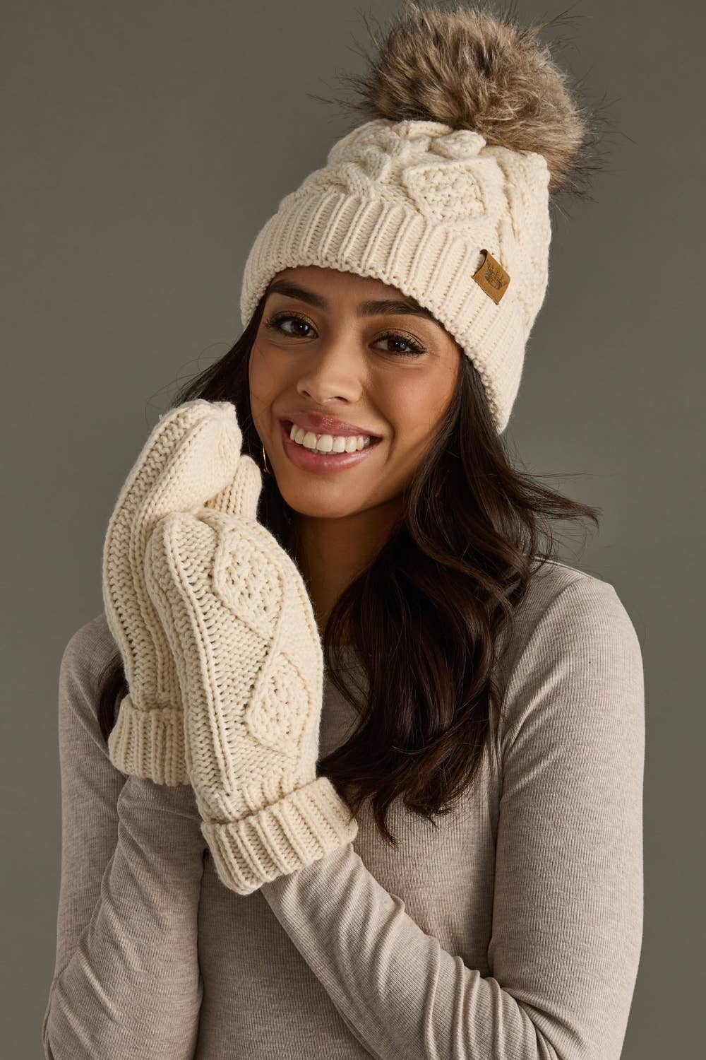 Mittens-Beige Cable Knit