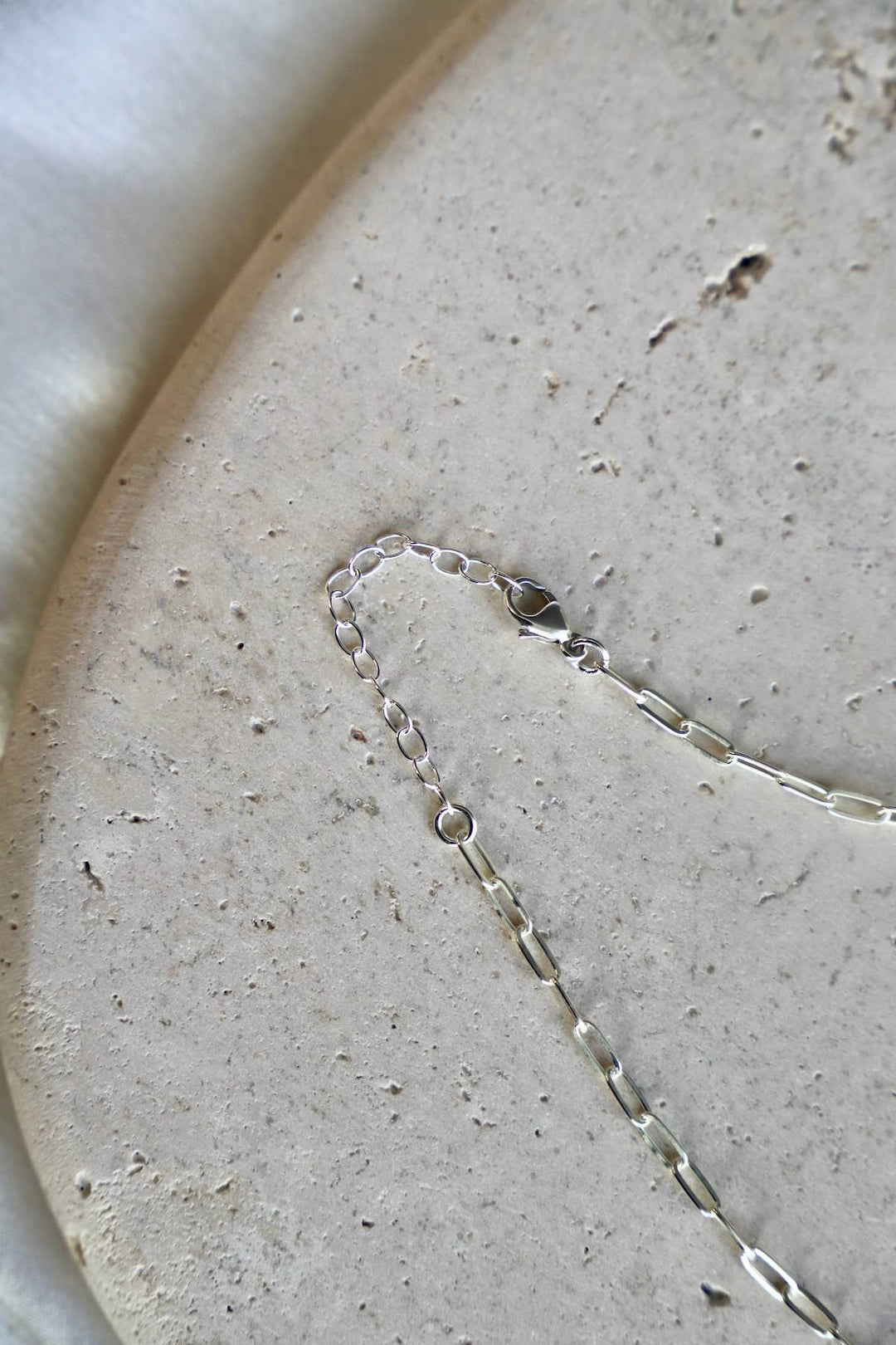 CN1574S Silver Necklace-Mini Paperclip Puff Heart