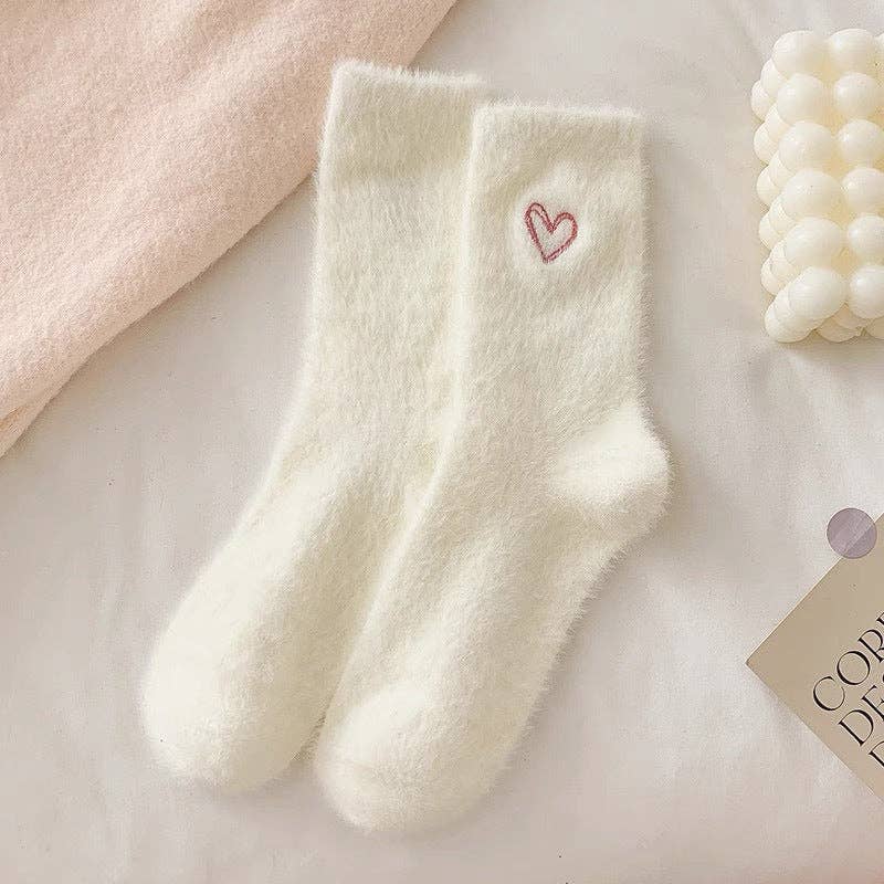 Cute Heart Embroidery Fuzzy Plush Socks DP25H516