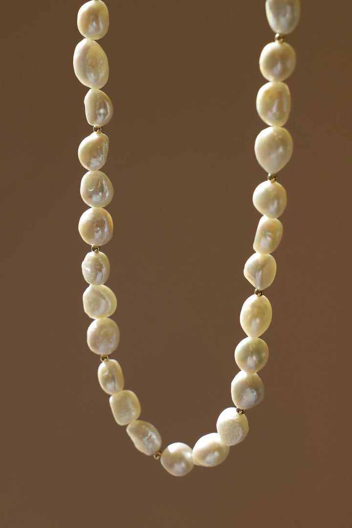N1126 Necklace-Chunky Pearl