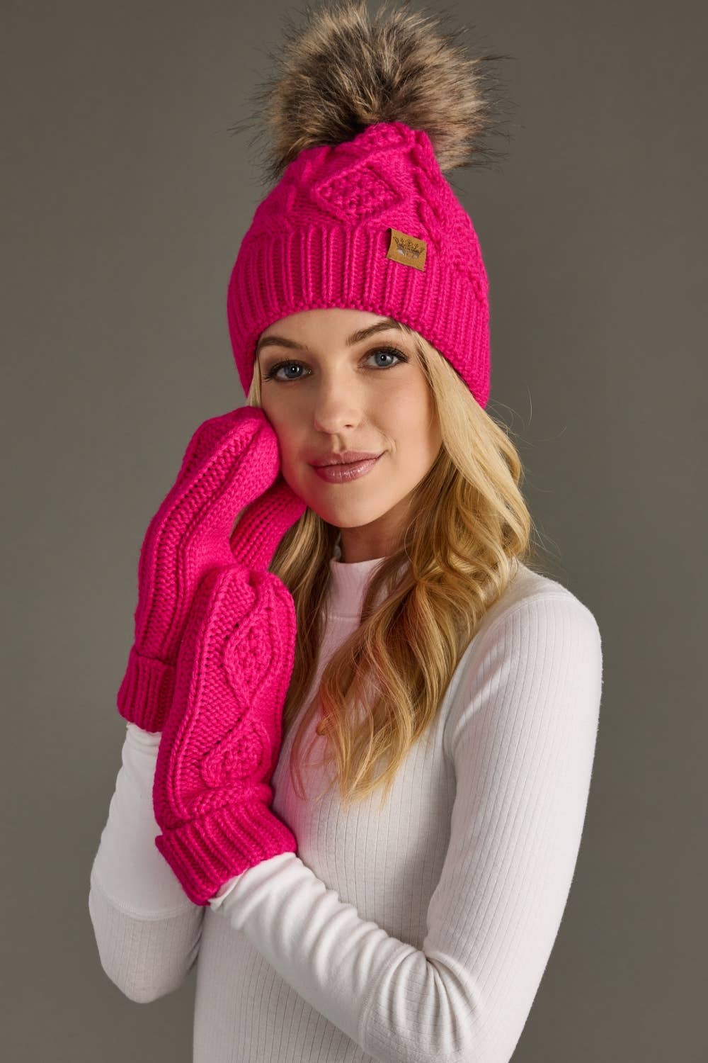 Mittens-Bright Pink Cable Knit