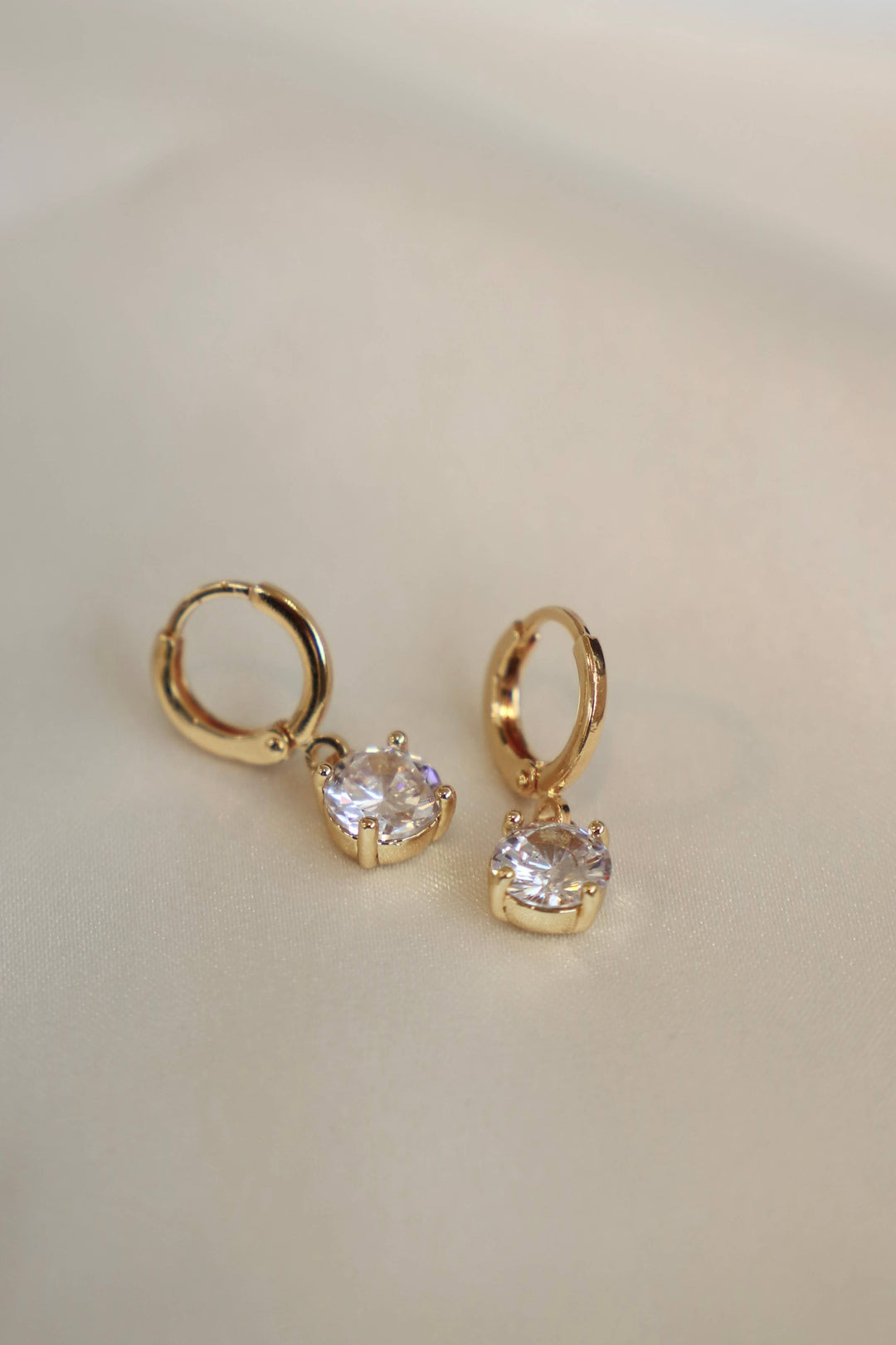 E1532G Gold Earrings-CZ Round Huggies