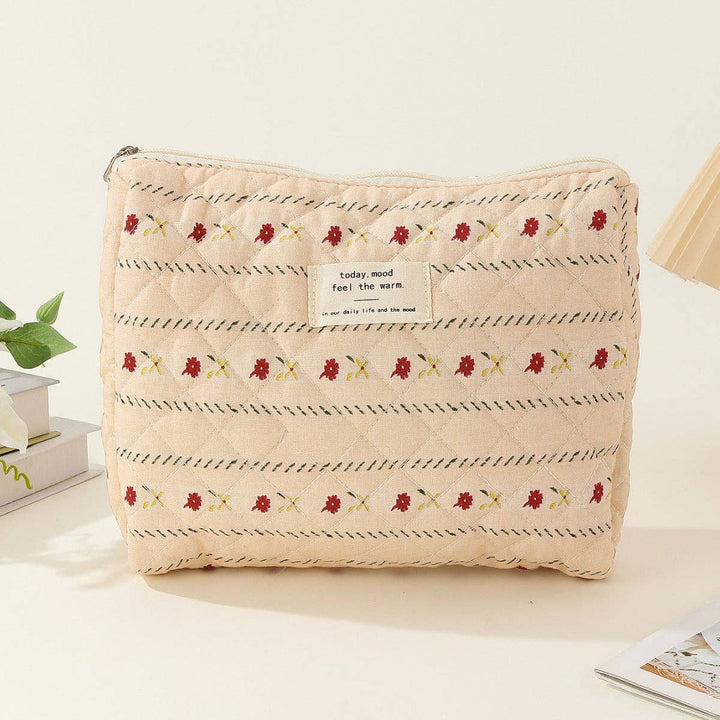 Midi Floral Print Quilted Cosmetic Bag DPB0118
